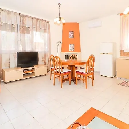Apartment Katsos